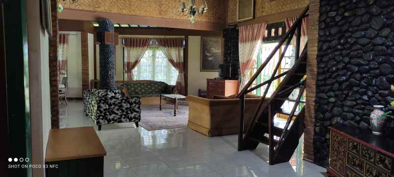 villa alamat jalan cisarua km 80