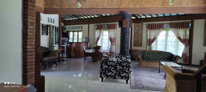villa alamat jalan cisarua km 80