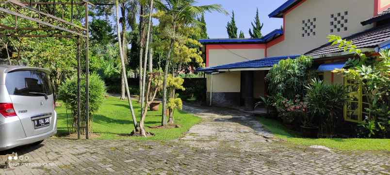 villa alamat jalan cisarua km 80