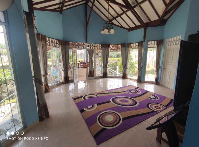 villa alamat jalan cisarua km 80