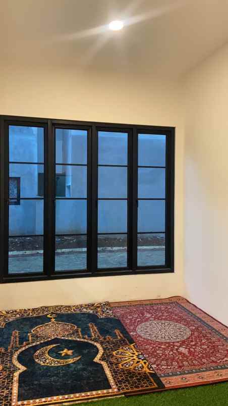 900 jt an rumah premium di sawangan depok