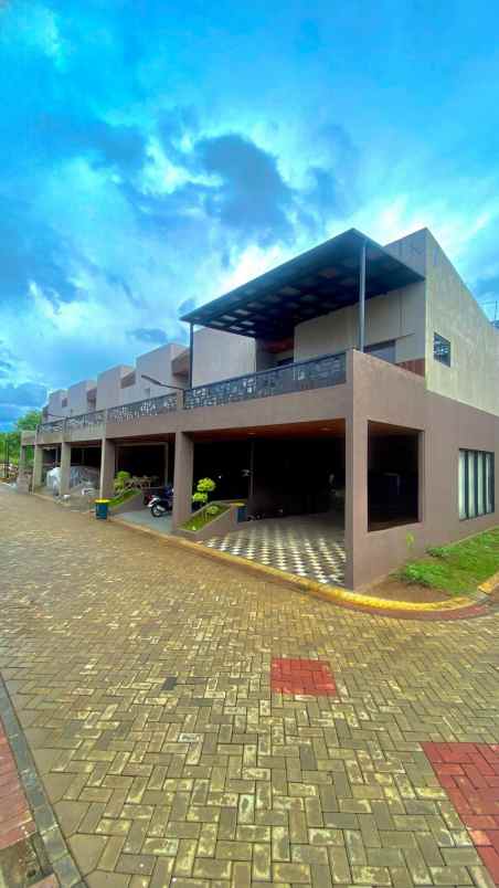 900 jt an rumah premium di sawangan depok
