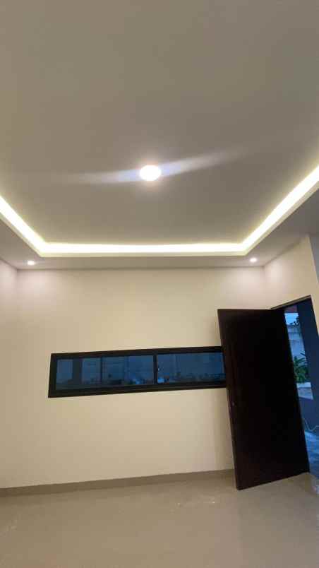 900 jt an rumah premium di sawangan depok