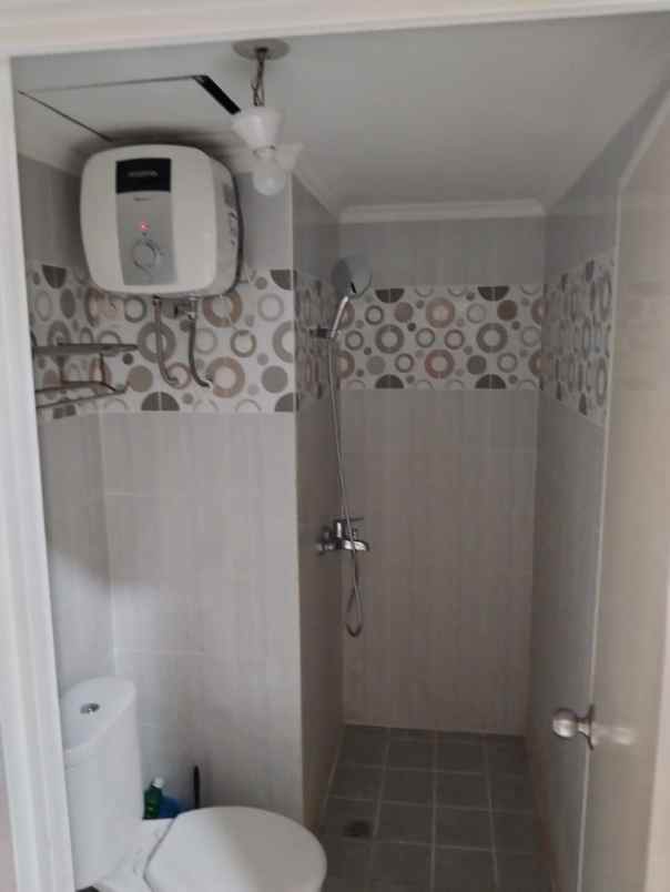 apartemen puncak dharmahusada full furnish