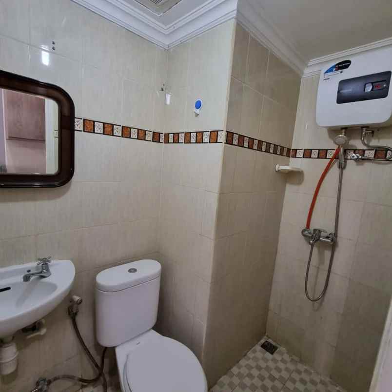 apartemen puncak kertajaya tower a