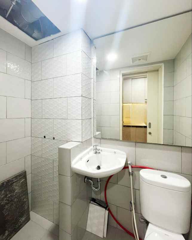 apartment amor pakuwon city mall new minimalis furnish