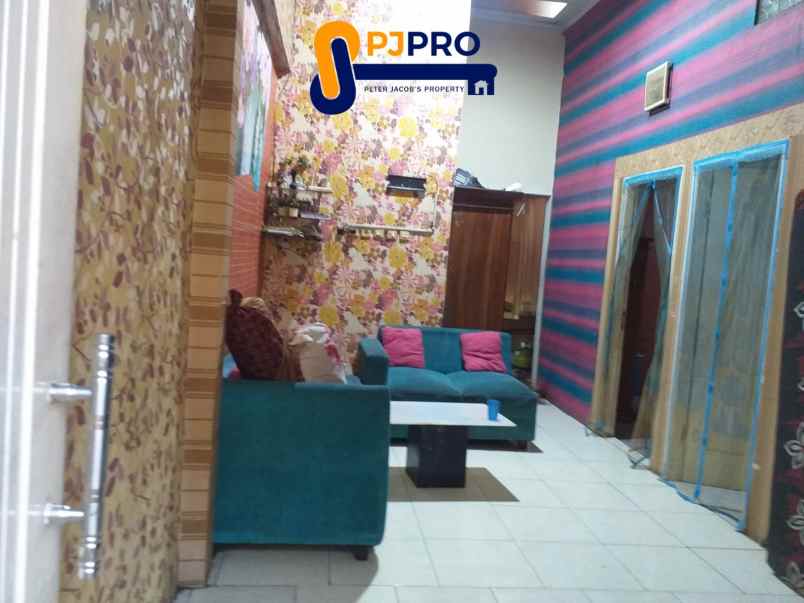 dijual 1 unit rumah di perumahan duta harapan bekasi