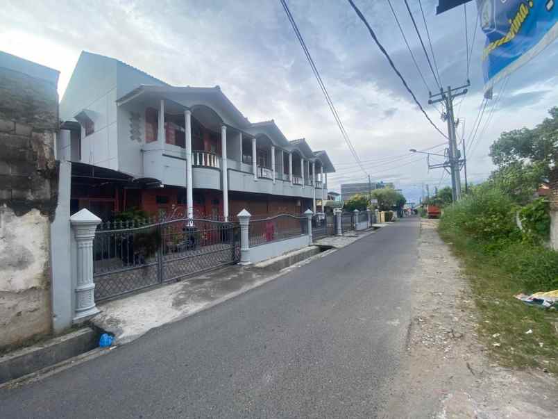 dijual 2 ruko 2 1 2 lantai medan amplas kota medan