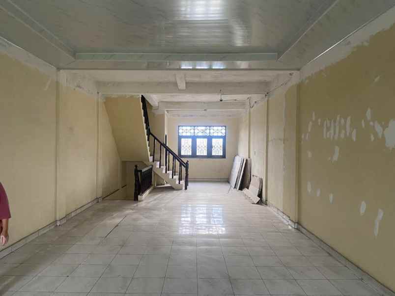 dijual 2 ruko 2 1 2 lantai medan amplas kota medan