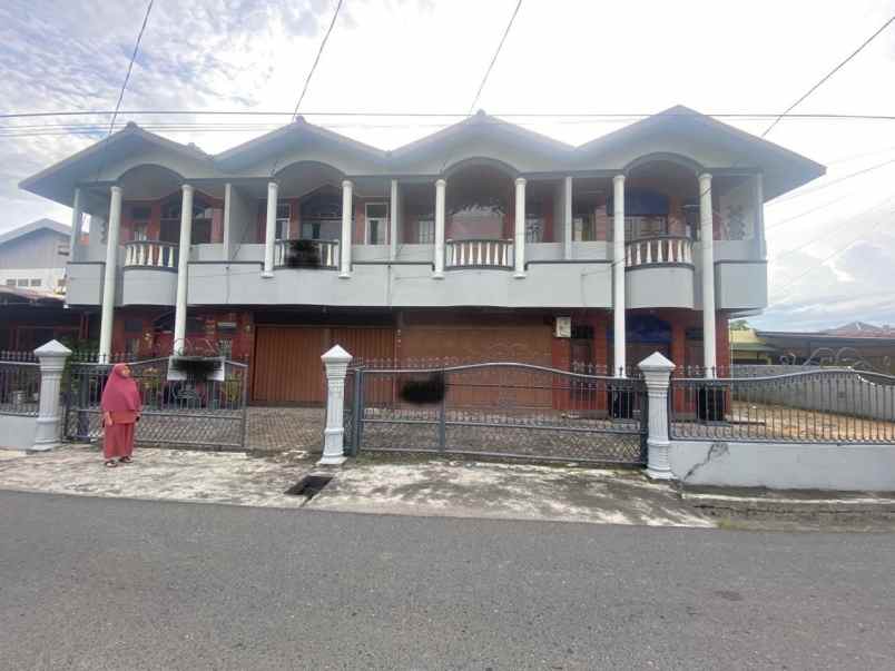 dijual 2 ruko 2 1 2 lantai medan amplas kota medan