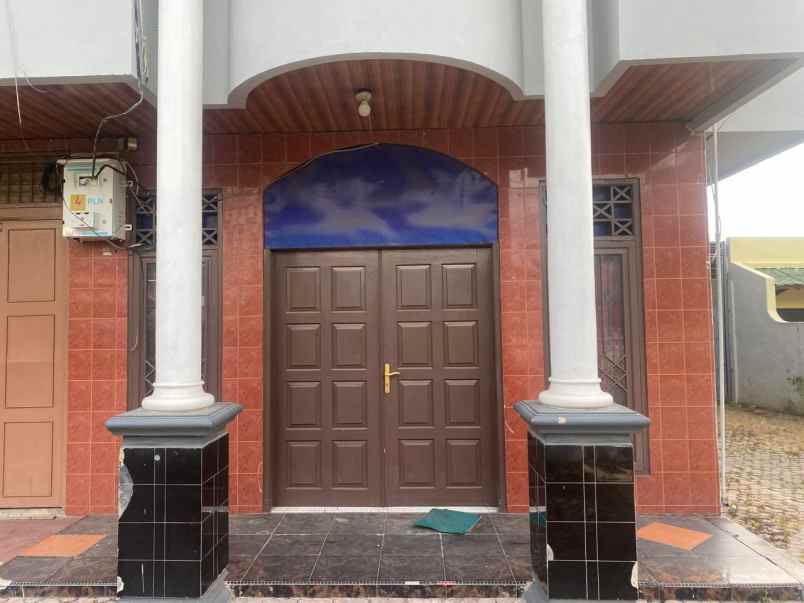 dijual 2 ruko 2 1 2 lantai medan amplas kota medan