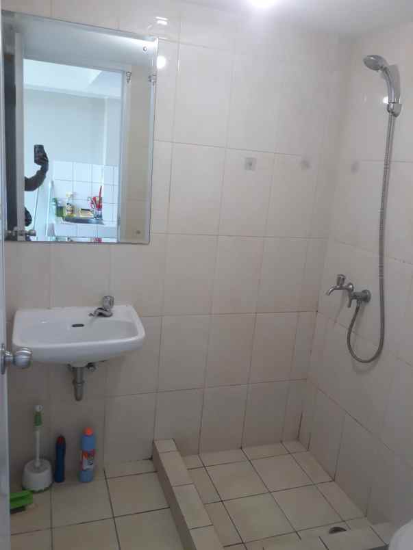 dijual apartemen the springlake summarecon