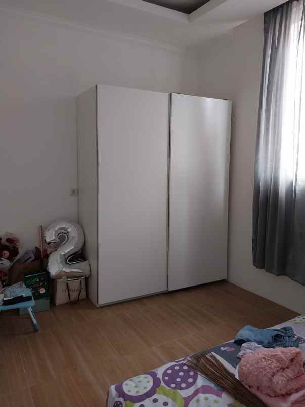 dijual cepat rumah siap huni di menceng jakarta barat