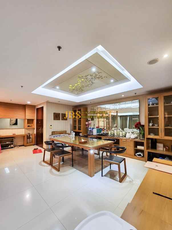 dijual condominium cambridge tower newton type 3br