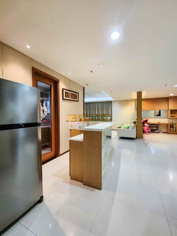 dijual condominium cambridge tower newton type 3br