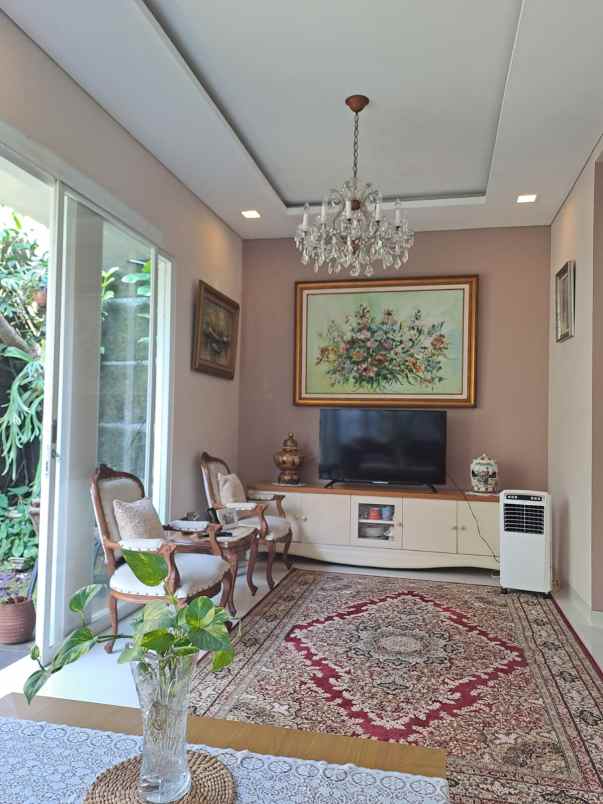 dijual dan sewa rumah komplek citra gran