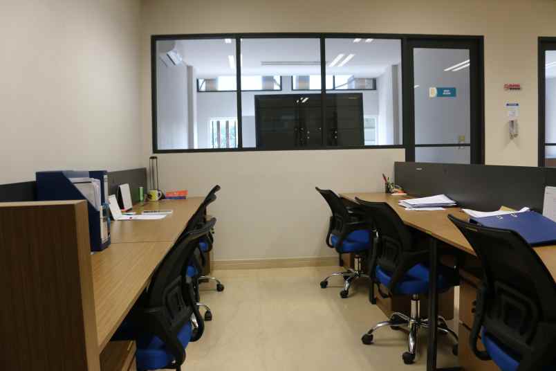 dijual klinik utama laboratorium apotek