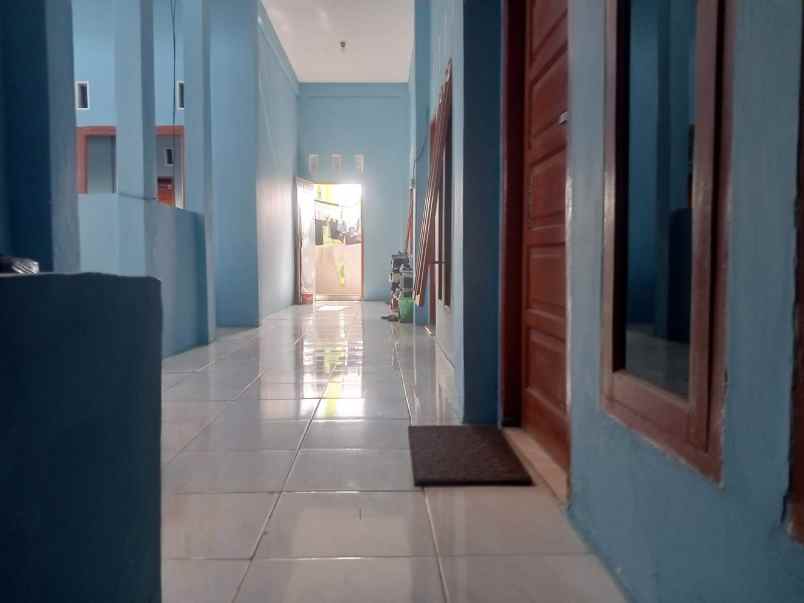 dijual kost jl manyar sakti