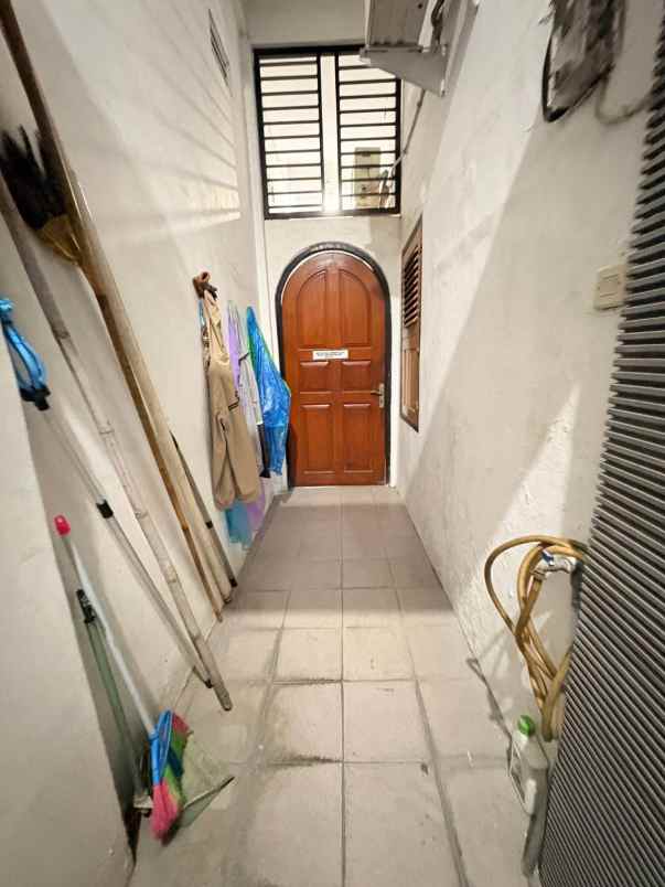 dijual kost karang menjangan gubeng