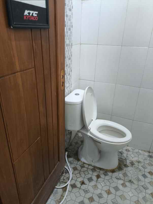 dijual kost kasihan