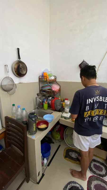 dijual kost kasihan
