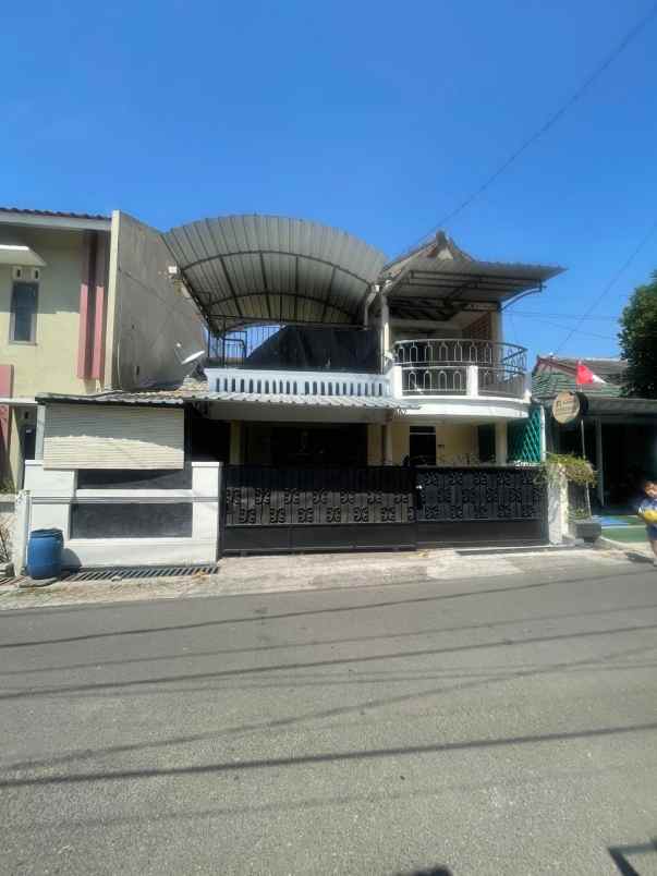 dijual kost putri di bukit agung orang