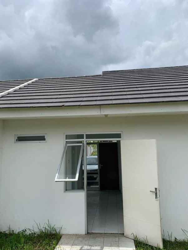 dijual murah cepat rumah sederhana nyaman over kredit