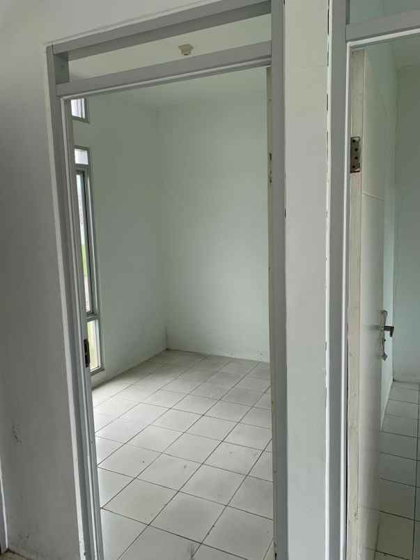 dijual murah cepat rumah sederhana nyaman over kredit