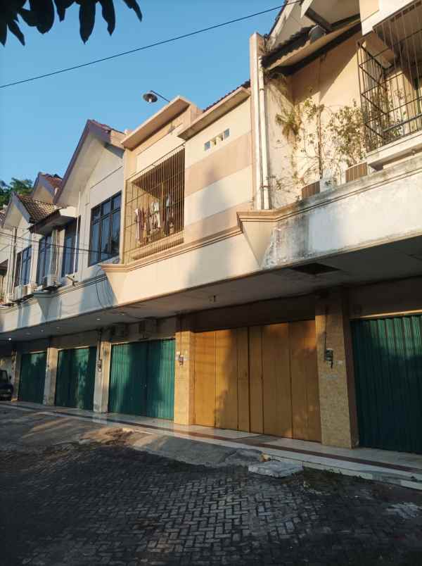 dijual ruko 2 lantai di taman majapahit semarang
