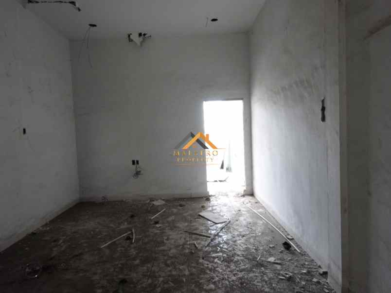 dijual ruko gudang kantor jalan krakatau medan