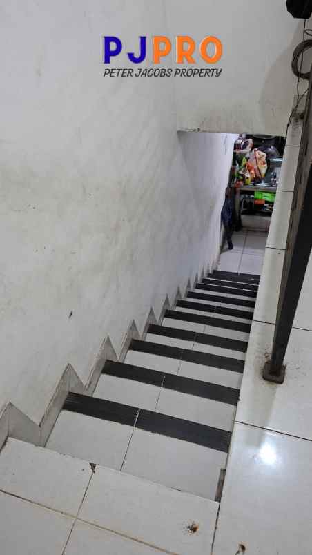 dijual ruko gudang kantor jalan marakas pondok ungu