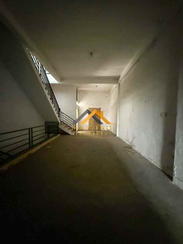 dijual ruko gudang kantor jalan pasar 3 krakatau