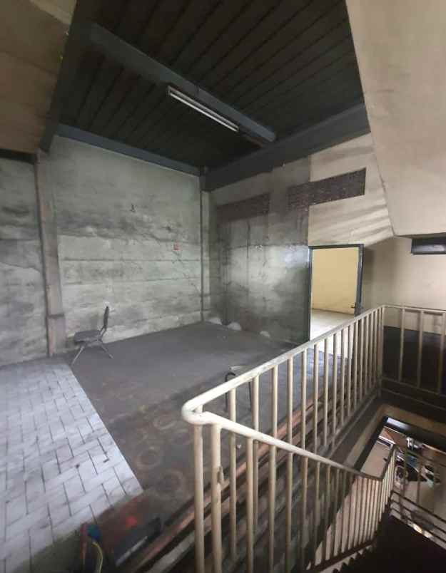 dijual ruko gudang kantor jalan raya sulawesi