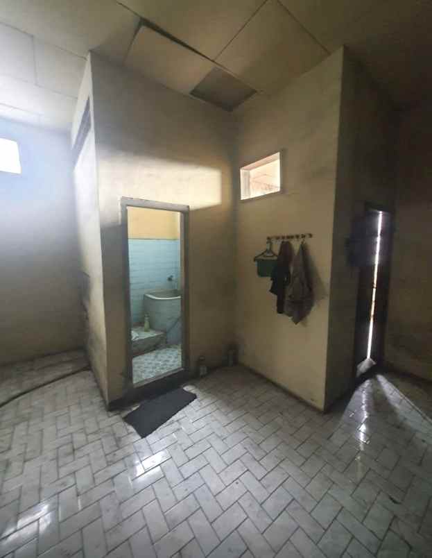 dijual ruko gudang kantor jalan raya sulawesi