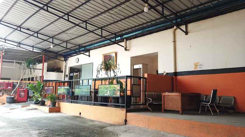 dijual ruko gudang kantor jalan raya wibawa mukti ii