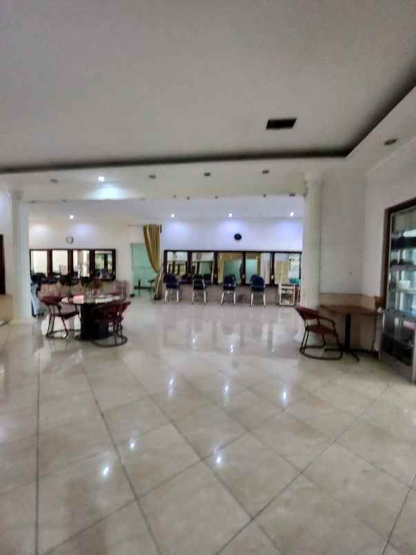 dijual ruko gudang kantor jalan walikota mustajab