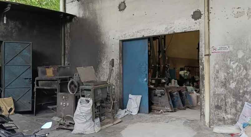 dijual ruko gudang kantor mojosongo kec jebres kota