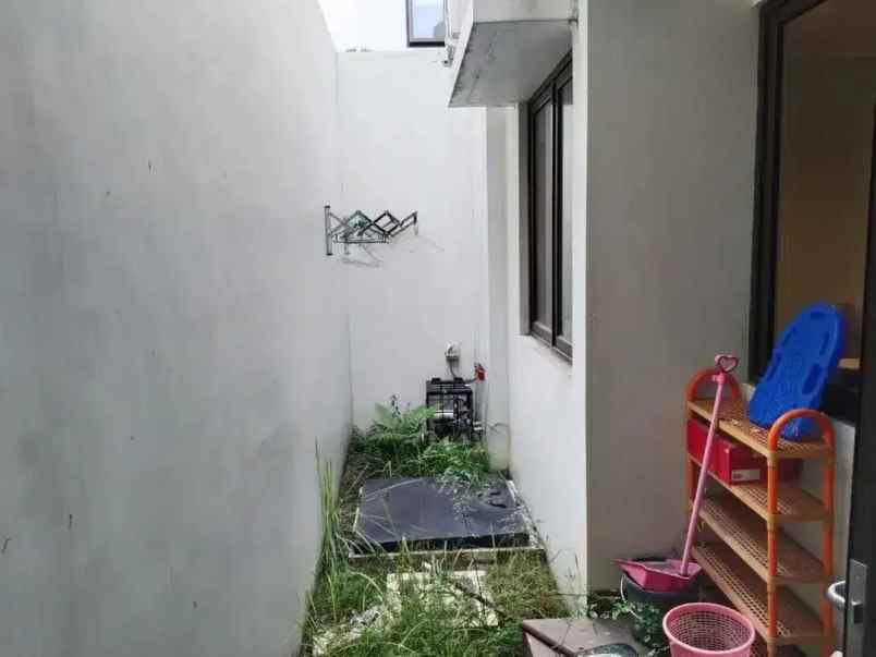 dijual ruko gudang kantor summarecon bekasi