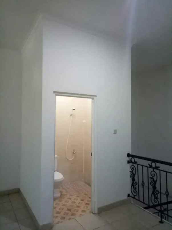 dijual ruko gudang kantor tebet