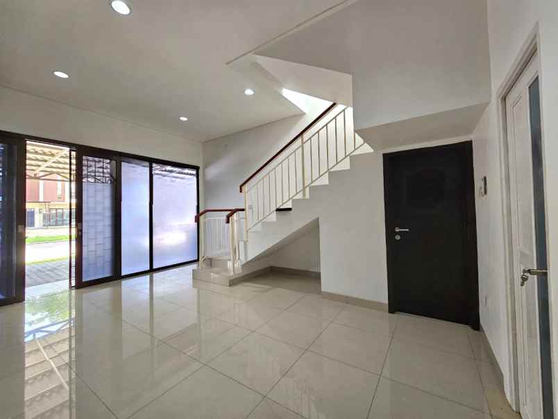 dijual ruko the savoy jakarta garden city siap pakai