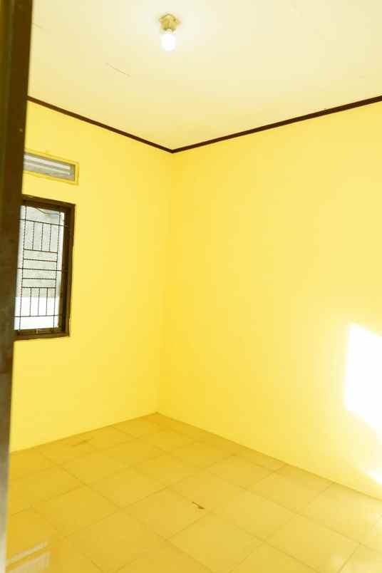 dijual rumah 1 lantai di pondok kacang barat