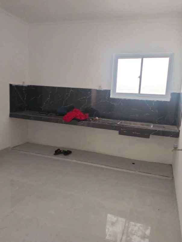 dijual rumah 2 lantai di modern land tangerang
