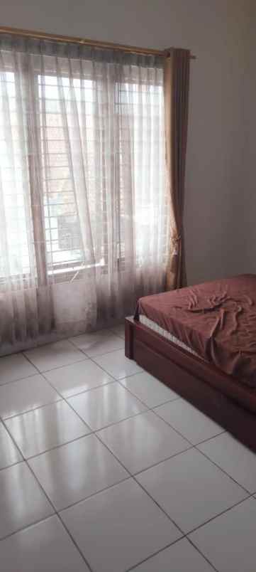 dijual rumah 2 lantai di sayap logam kota bandung