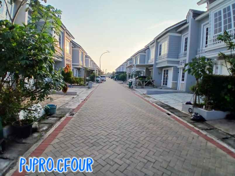 dijual rumah 2 lantai jejalenjaya bekasi