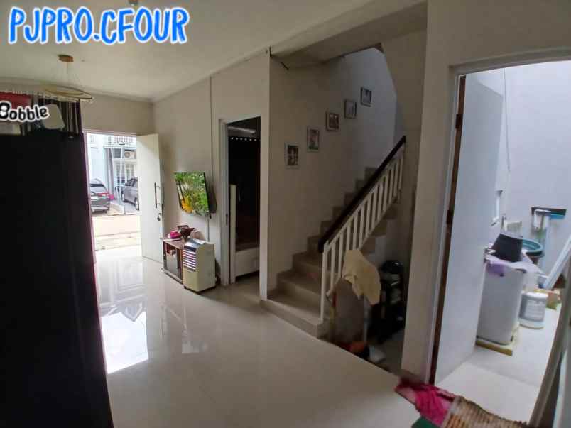 dijual rumah 2 lantai jejalenjaya bekasi