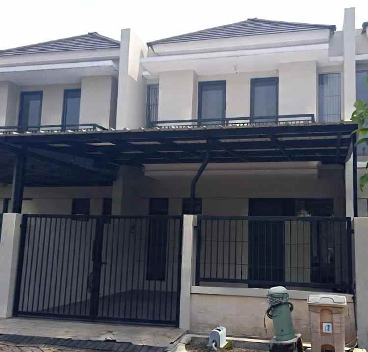 dijual rumah 2 lantai pondok candra delima