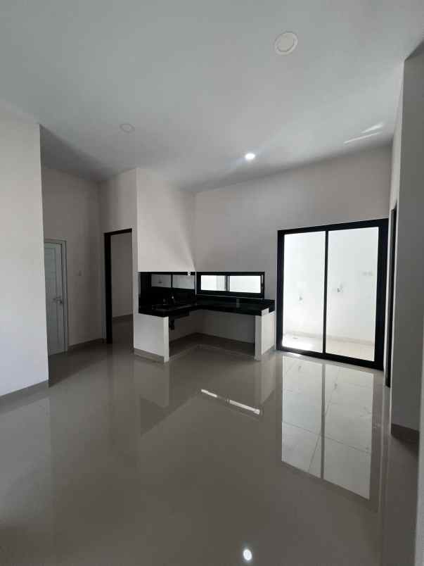 dijual rumah 500 meter ke ringroad