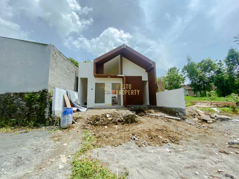 dijual rumah argodadi