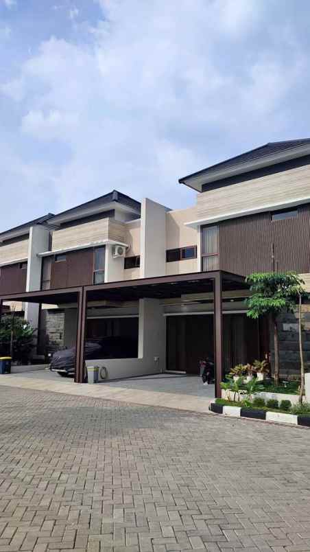 dijual rumah asri nyaman sayap podomoro bandung
