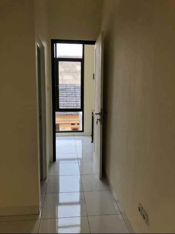dijual rumah b u b dasana indah blok uc lt 60 48